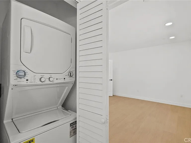 5732 N Stansbury Ave — Photo 7