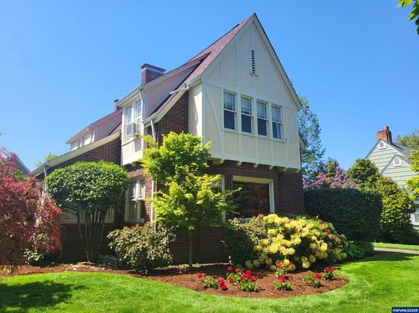 316 NW 32nd St, Corvallis, OR 97330