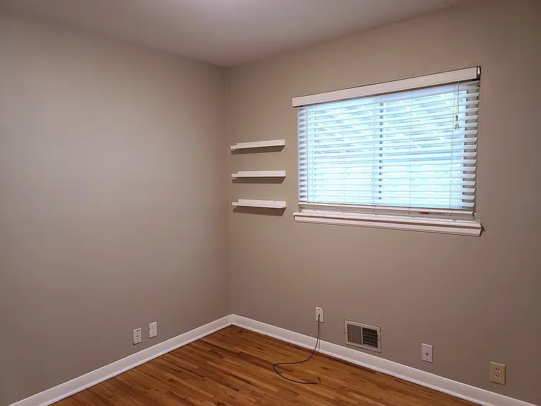 5155 E Atlantic Pl — Photo 6