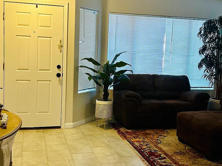 8605 W Paradise Dr — Photo 11