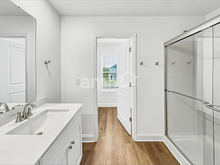 4052 Williams Rd — Photo 11