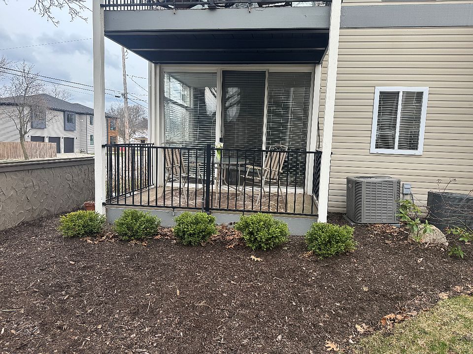 301 N Eton St Apt B, photo 19