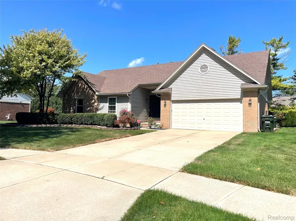 5859 Calgary Ct, Sterling Heights, MI 48314