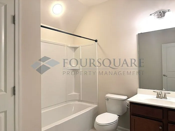 1016 Hildebran Ln — Photo 29
