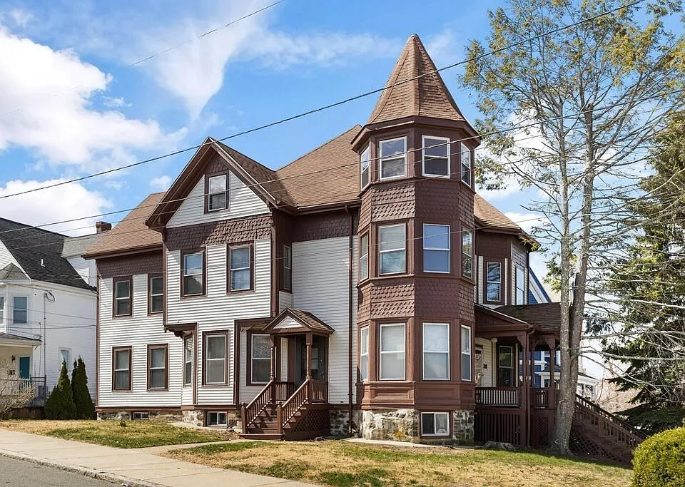 30 Francis St