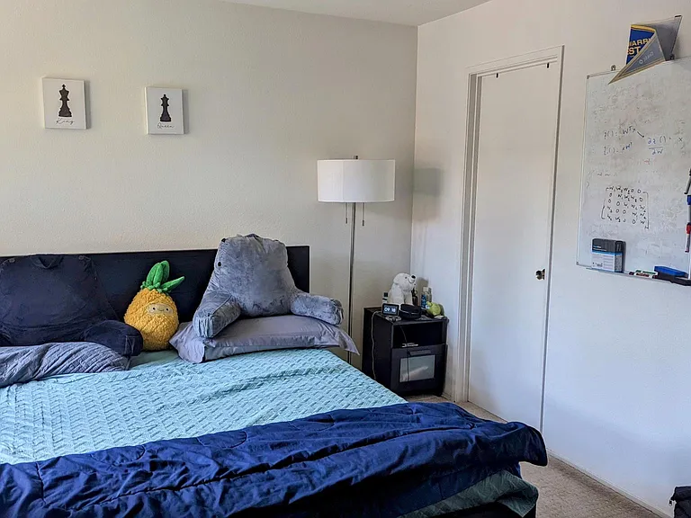 2470 Kimpton Ct — Photo 11