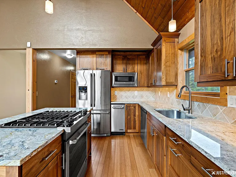 13020 Lupine Rd — Photo 9