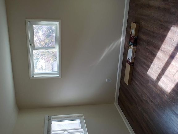 3rd image of 4846 Art St