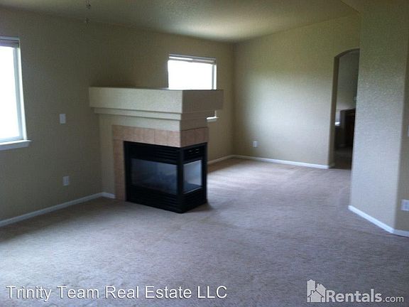 5th image of 1730 Crestview Ln