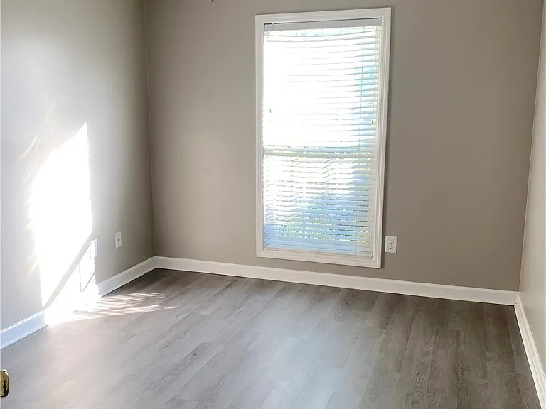 6509 Van Nobbing Ct — Photo 12