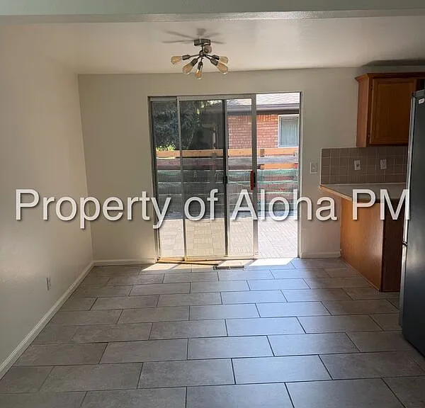 7303 W Hummel Dr — Photo 4