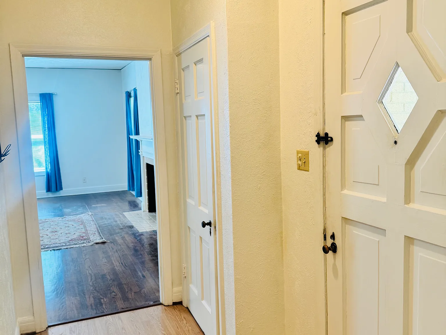 1 bed, 780 sqft, $1,450 — Photo 3