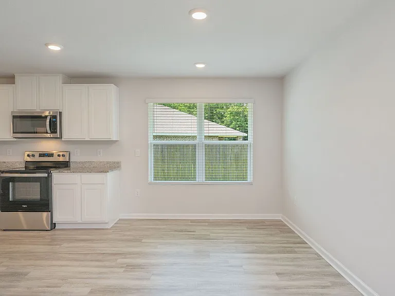 5092 Gaineswood Dr — Photo 10