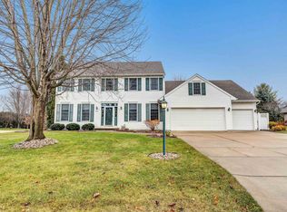 2851 Castlebar Ct, Green Bay, WI 54313