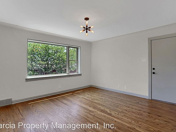 3rd image of 4915 Pernod Ave APT 1E