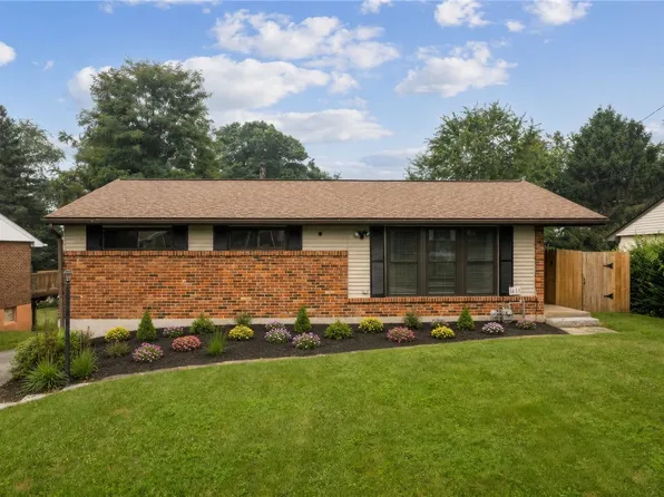 5043 Ozark Dr, Pittsburgh, PA 15239
