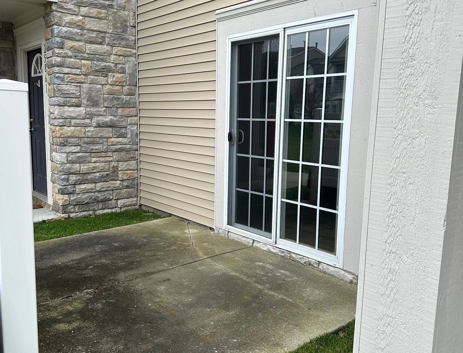 2 bed, 2.5 bath, 1335 sqft, $1,835 — Photo 4