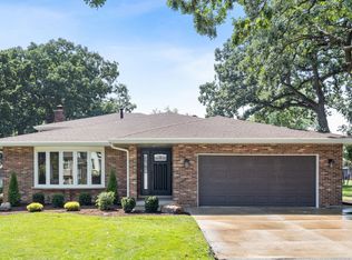 7534 Cronin Ave, Justice, IL 60458