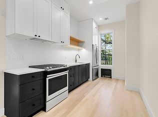 110 Calyer St APT 4L, Brooklyn, NY 11222