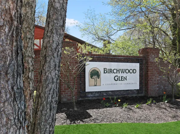 7 Glen Hollow Drive #B45, Holtsville, NY 11742