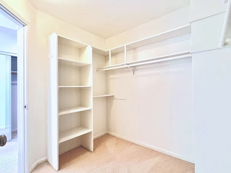 4536 Mackinaw St — Photo 16