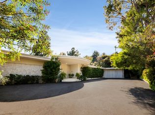 16014 Skytop Rd, Encino, CA 91436