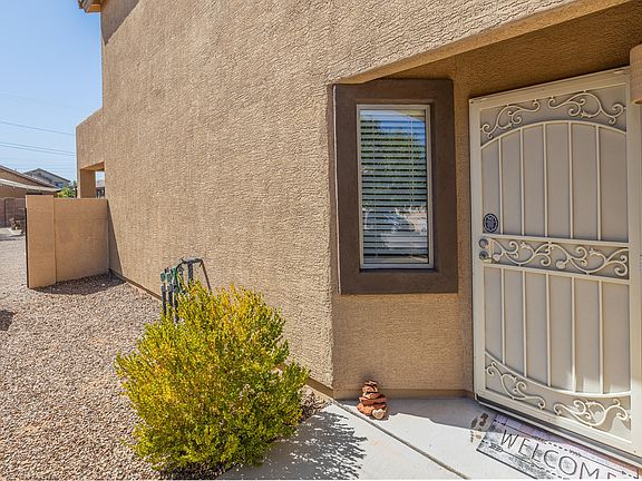 3rd image of 719 W Calle Coroza