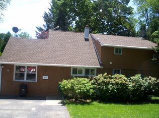 613 S Devon Ave, Wayne, PA 19087