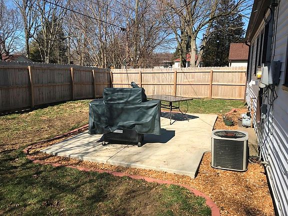 5th image of 5 W Park Ln