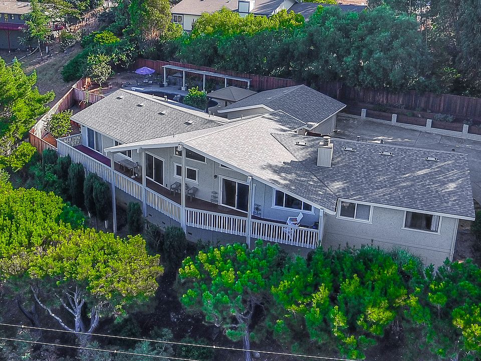 1st image of 17499 Blue Jay Dr
