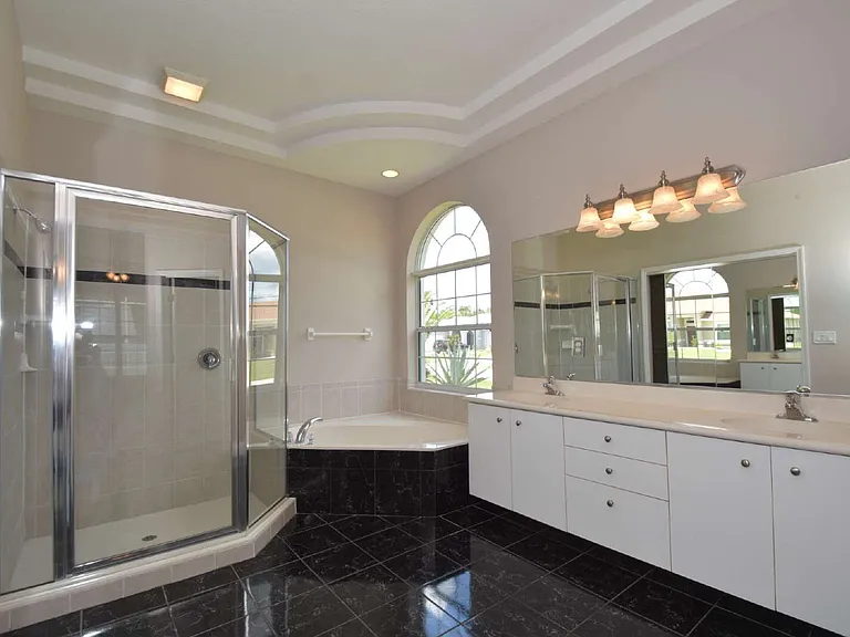 36 Bickshire Ln — Photo 24