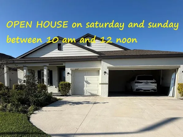 2217 Citrus Breeze Dr, Bradenton, FL 34208