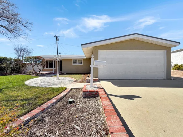 27723 Foxlane Dr, Santa Clarita, CA 91351