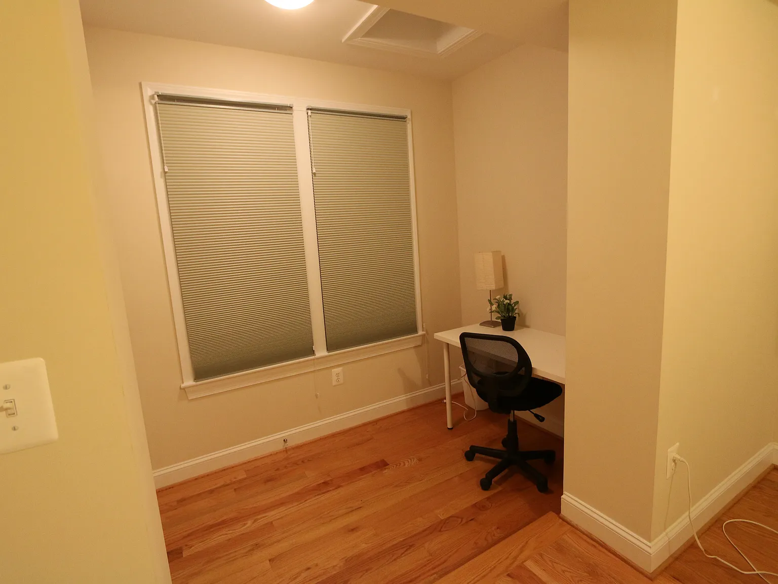 516 Park Rd NW — Photo 2