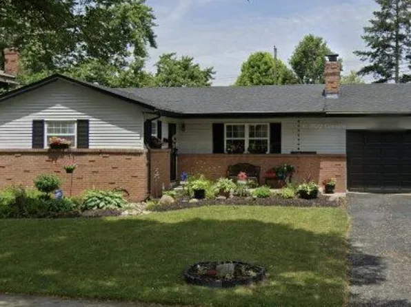 1252 Oakfield Dr N, Columbus, OH 43229