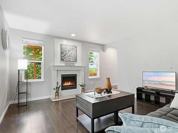 5th image of 1326 113th Avenue SE