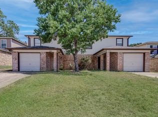 836 NW Summercrest Blvd APT B, Burleson, TX 76028