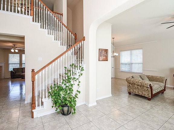 4th image of 1110 Ancrum Hill Ln