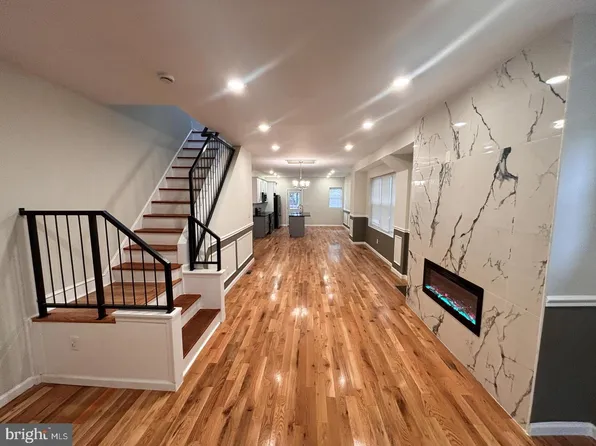 6723 N Carlisle St, Philadelphia, PA 19126