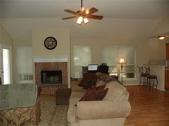 4th image of 4812 Eagle Trace Dr
