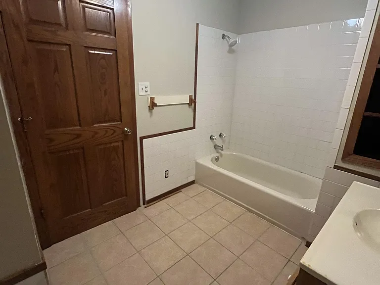 1502 Myrtle Ave #1 — Photo 5