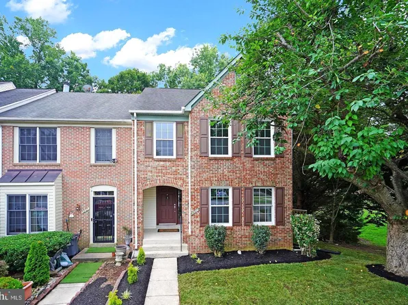 3299 Greco Ct, Woodbridge, VA 22192
