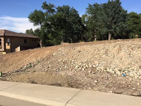6709 Monument Springs Dr, Rocklin, CA 95677