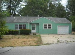 1103 E 134th St, Grandview, MO 64030