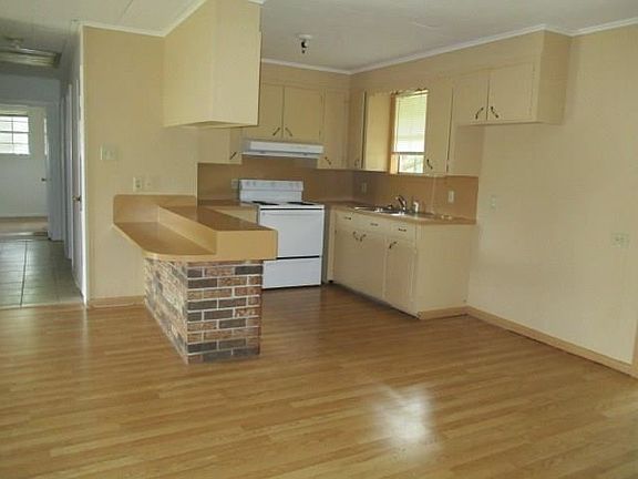 4th image of 52 McNabb St