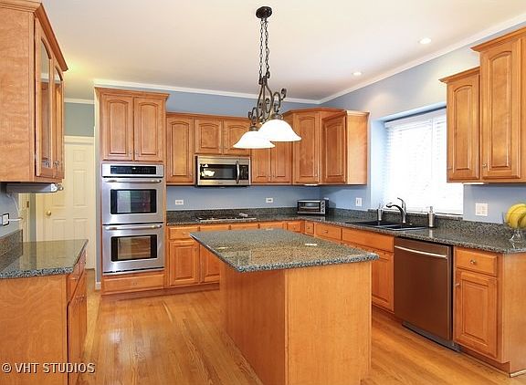 2nd image of 3535 Vanilla Grass Dr