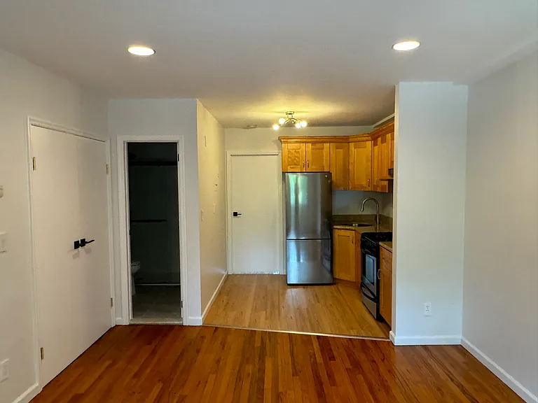 283A 14th St #2 — Photo 3