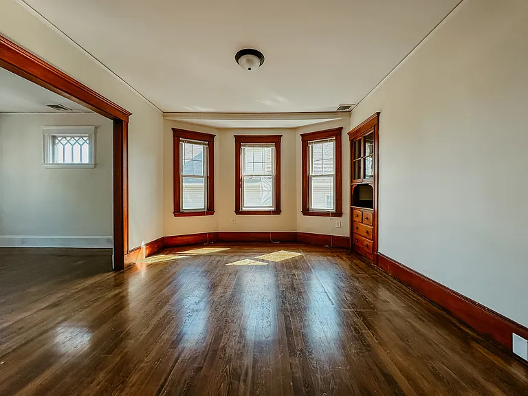 34 Brooksdale Rd #2 — Photo 4