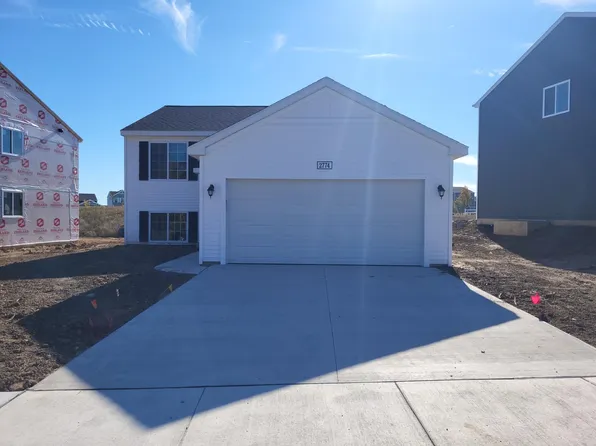 2774 Sanderling Ct, Kentwood, MI 49508