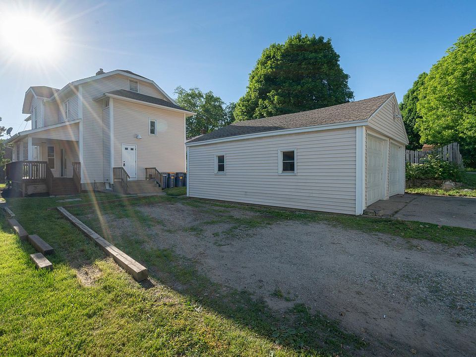 806 Emerald Ave NE UPPR 2, Grand Rapids, MI 49503 Zillow